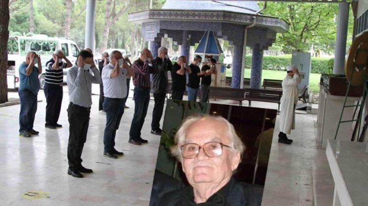 Efsane eğitimci Erdoğan Toker hayatını kaybetti