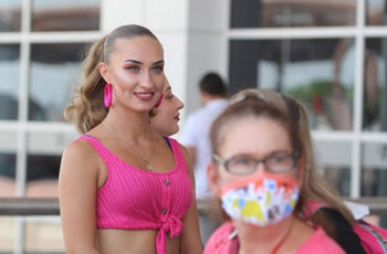 Turizmi resmen “kurtardılar”