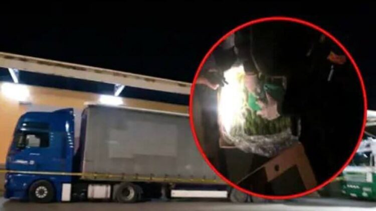 Kosova’da kamyon içinde 6 milyar Euro’luk kokain ele geçirildi