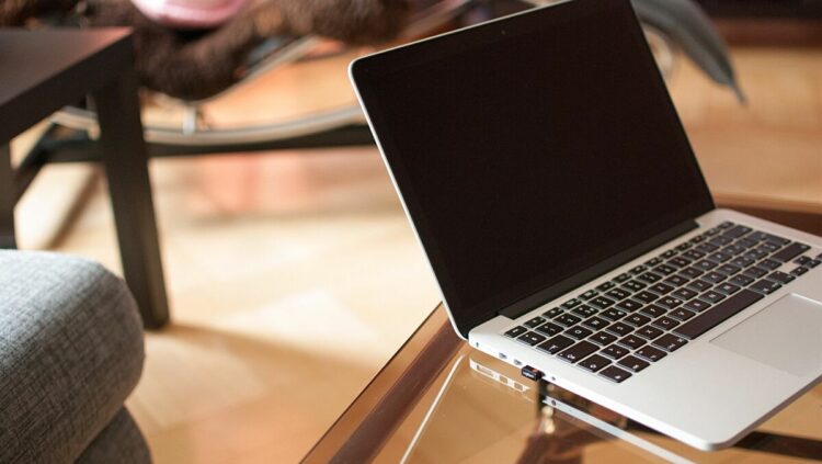 Sudan’da, üniversite sınavında kopya çekilmemesi için ilginç yöntem