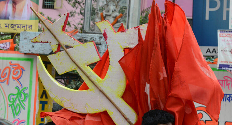 Hindistan’da Sosyalizm evleniyor: Düğüne Komünizm ve Leninizm de davetli