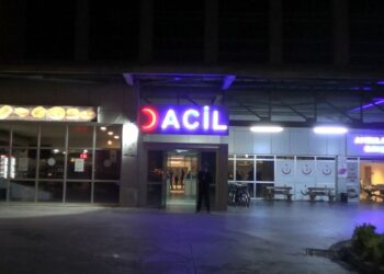 Zonguldak’ta bir kişi elindeki baltayla 3 kişiyi yaraladı