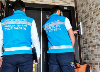 Esenyurt Belediyesi’nin yardım ve hizmetleri sürüyor