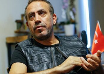 Haluk Levent kısıtlamadan etkilenen müzisyenler için fatura dayanışması başlattı