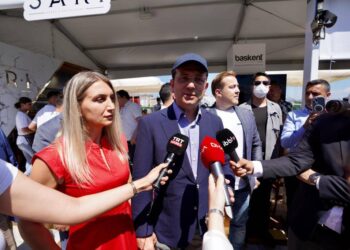Ekrem İmamoğlu’ndan fuar gezisinde 3 önemli mesaj