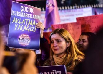 Küçük çocuğa cinsel istismar: Anne ‘Yalan söylüyor’ dedi, üvey baba serbest kaldı