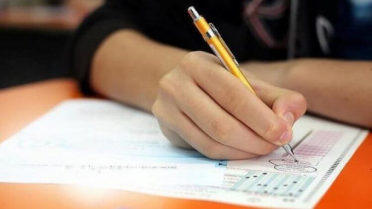 LGS sonrası tepkiler çığ gibi: Öğrenciler İmam Hatip’e mahkum ediliyor!