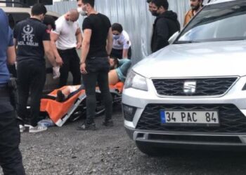Bakırköy Adalet Sarayı’ndan çıkan iki kardeşe silahlı saldırı