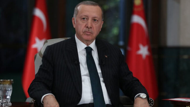 Erdoğan bir yıl sonra canlı yayına çıkıyor: Soruları yanıtlayacak