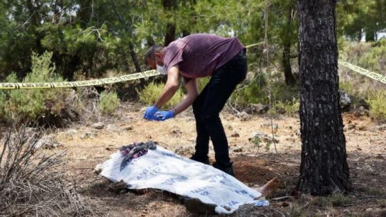 3 çocuk annesi kadın kendini asarak intihar etti