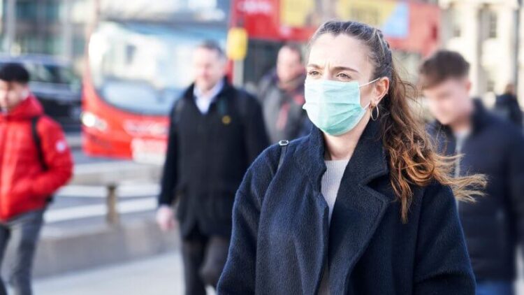 Bilim Kurulu üyesi Prof. Dr. Levent Akın yanıtladı: Eylül’de maskeler çıkar mı?