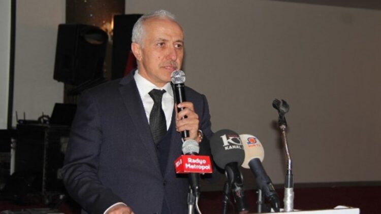 AKP’li belediye başkanı, hükümeti eleştiren meclis üyesini tehdit etti