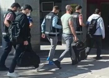 Balıkesir merkezli 21 ildeki FETÖ operasyonunda 14 tutuklama