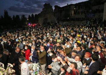Süleyman Soylu’dan ‘lebalep’ gece mitingi