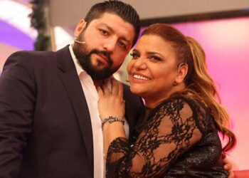 Kibariye’nin kocası bir kadınla el ele yakalandı: ‘Belki iş arkadaşıdır…’