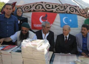 Gözaltına alınan Feridun Öncel’in Bahçeli ile fotoğrafları ortaya çıktı