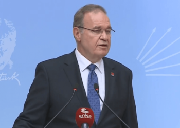 Faik Öztrak’tan iktidara: Hatası çok olanın, hayâsı da az olurmuş