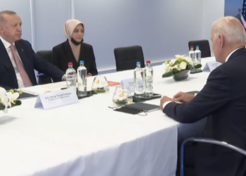 Joe Biden görüşmesinde Erdoğan’ın yanında dikkat çeken ‘tanıdık’ isim!