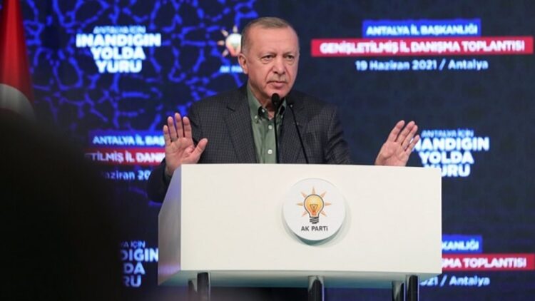 Erdoğan’dan AKP’ye sert uyarılar: Bırakın gidenler gitsin