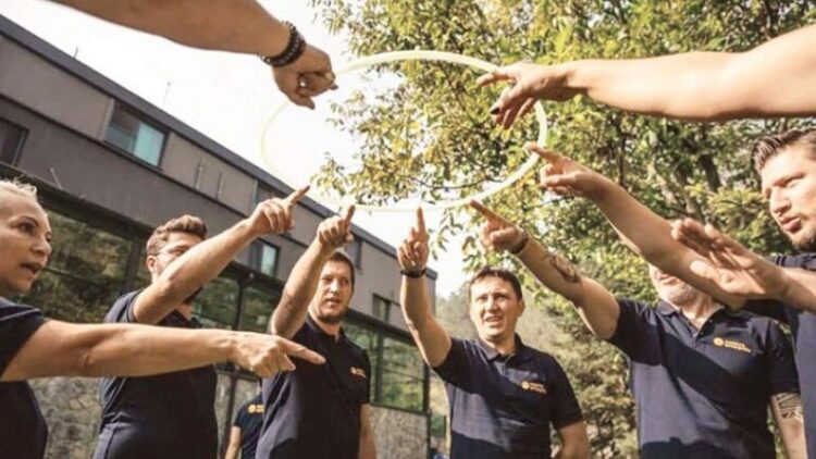 Saadet zinciriyle 100 milyon dolarlık vurgun