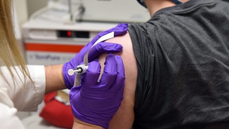 Erdoğan’ın ‘100 sterlin’ dediği aşı ücretsiz çıktı