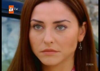 Ece Uslu son haliyle dikkat çekti