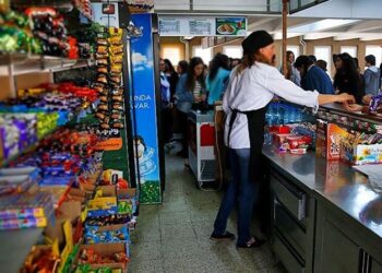 Okullardaki kantinciler iflasın eşiğinde: Kiralarla ilgili düzenleme istiyoruz