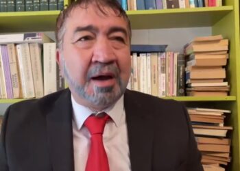 Veyis Ateş’i böyle ti’ye aldı! ‘Ben para almadım İsmail…’