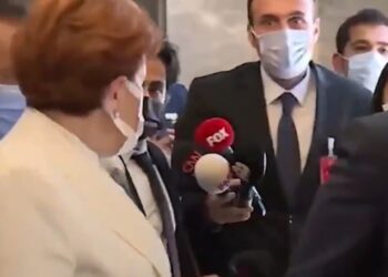 Korumalar gazetecinin gözlüğünü düşürdü, Akşener özür diledi