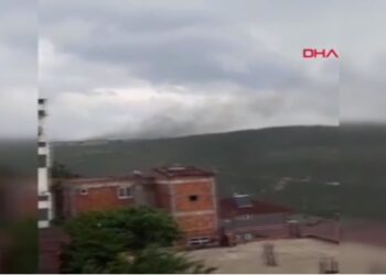 Vatandaşlar isyan etti: Pencereleri açamıyoruz