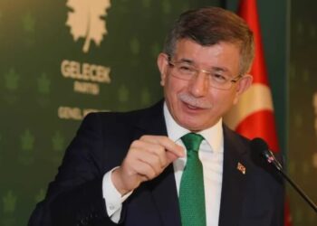 Davutoğlu: Şentop bana ‘Soylu, AK Parti içinde örgütleniyor’ dedi