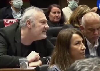 Levent Üzümcü’den AKP’li meclis üyesine çok sert cami ve Gezi direnişi yanıtı