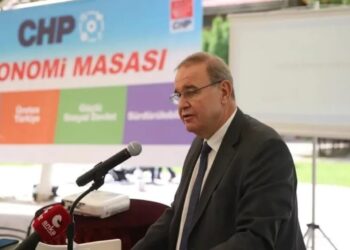 CHP Ekonomi Masası Siirt’te: ‘Devlette yiyecek bir şey kalmadı, birbirlerini yiyorlar’