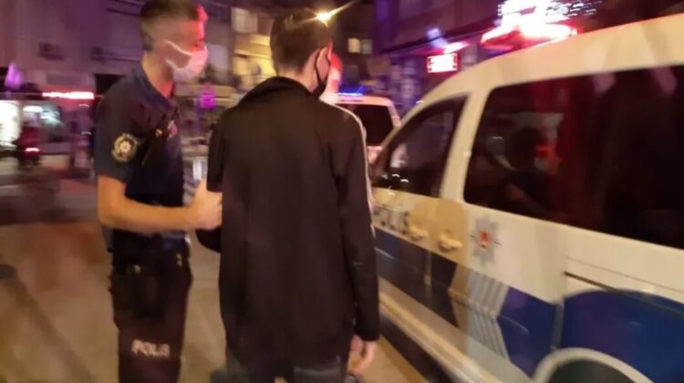 Müzik yasağını protesto ederken gözaltına alınan Ağaçkakan serbest bırakıldı