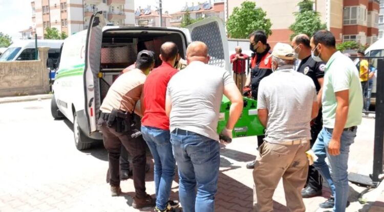 Asansörün altında kalan işçi vefat etti