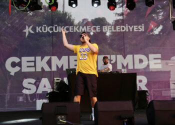 ‘Çekmecemde Sanat Var’ konserleri Anıl Piyancı Konseri ile başladı