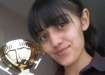 Babasının pompalı tüfekle vurduğu genç kız ağır yaralı
