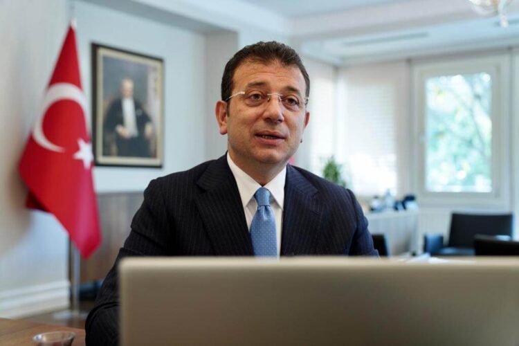 İmamoğlu “kentin yoksulları”na seslendi