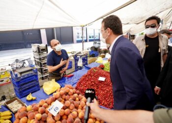 İmamoğlu, 2,5 yıl sonra aynı pazarda