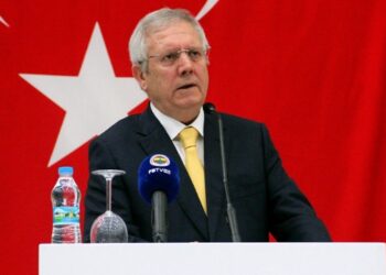 Fenerbahçe’de Aziz Yıldırım’dan toplantı kararı