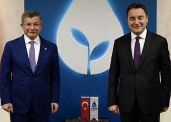 Babacan’dan ‘parti birleşme’ iddiasına yanıt verdi