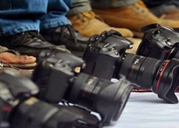 CHP: Gazetecileri engellemek için çıkarılan genelgeyi iptal edin