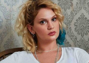 Köpek kavgasının arasında kalan Farah Zeynep Abdullah hastanelik oldu