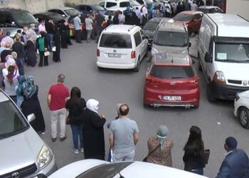 Aynı saate bin kişiye aşı randevusu vermişler