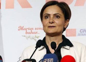 Kaftancıoğlu’ndan AKP’li vekile sert tepki: Paçalarından terbiye akıyor!