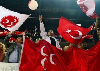 Tanınmış ülkücü gazeteci MHP’den ihraç ediliyor