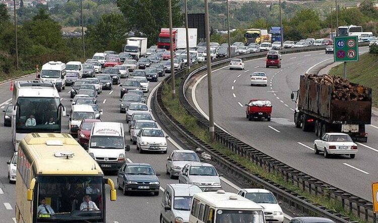 D100 ve TEM’de ağır vasıta kararı, yasak başladı