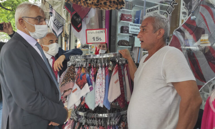 AKP’nin kalesinde esnaf isyan etti: ”Tayyip Bey’in gözleri görmüyor artık”