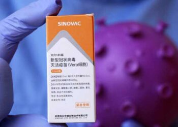 Çin CoronaVac aşısının çocuklar için acil kullanımına onay verdi