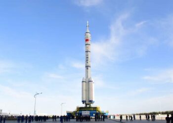 Çin, Shenzhou-12 insanlı uzay gemisini fırlatmaya hazırlanıyor